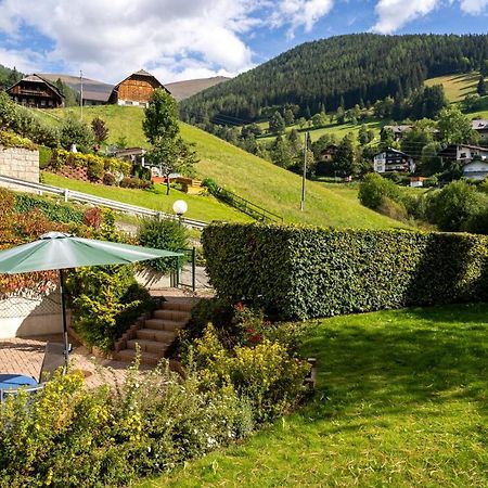 Heimeliges Apartment In Den Bergen Bad Kleinkirchheim Kültér fotó